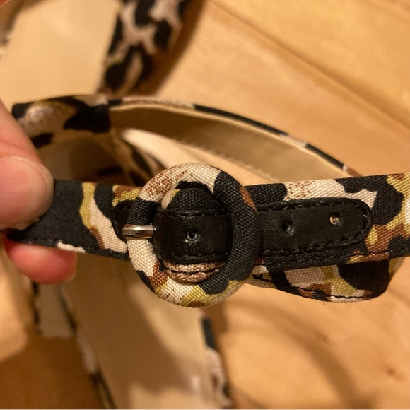 CAbi The Kiki Ankle Strap Leopard Chunky Heel style 6020 size nine - Picture 7 of 12